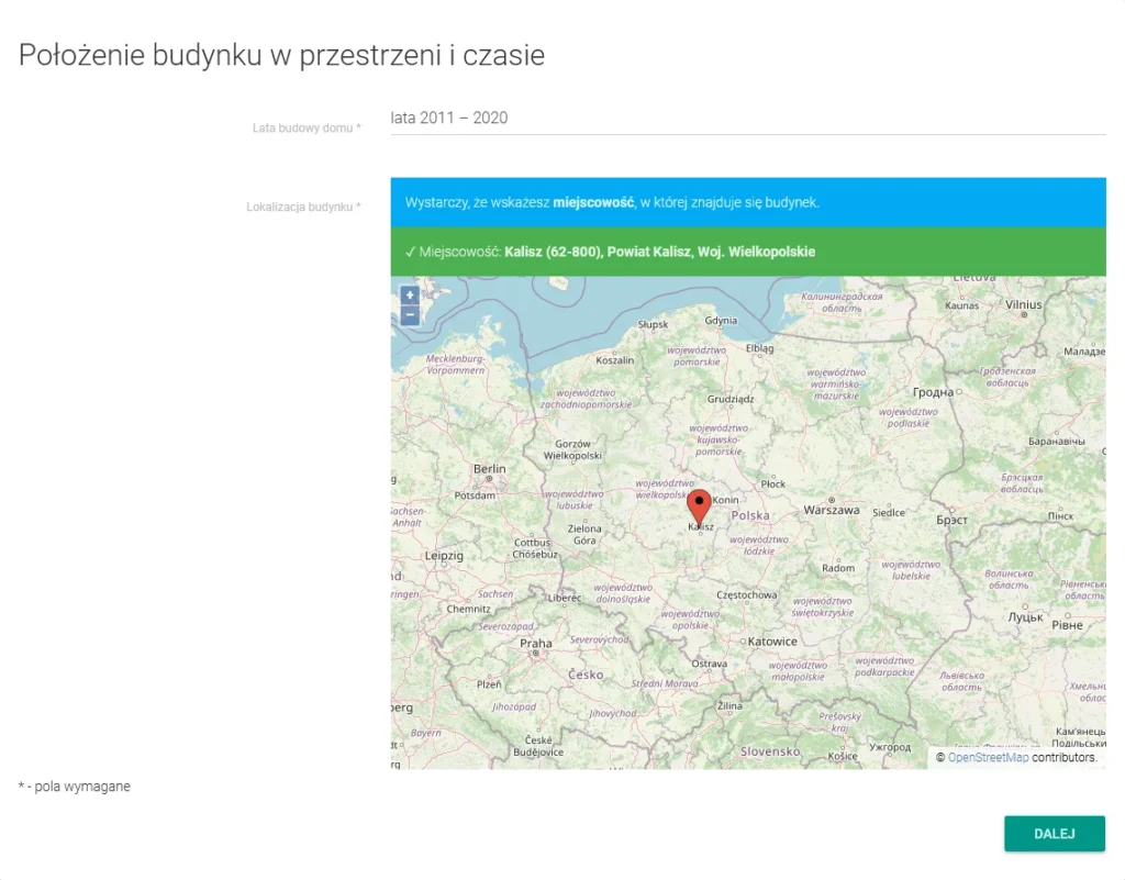 Screen ze strony cieplo.app przedstawiający wybór położenia budynku na mapie oraz lata budowy domu