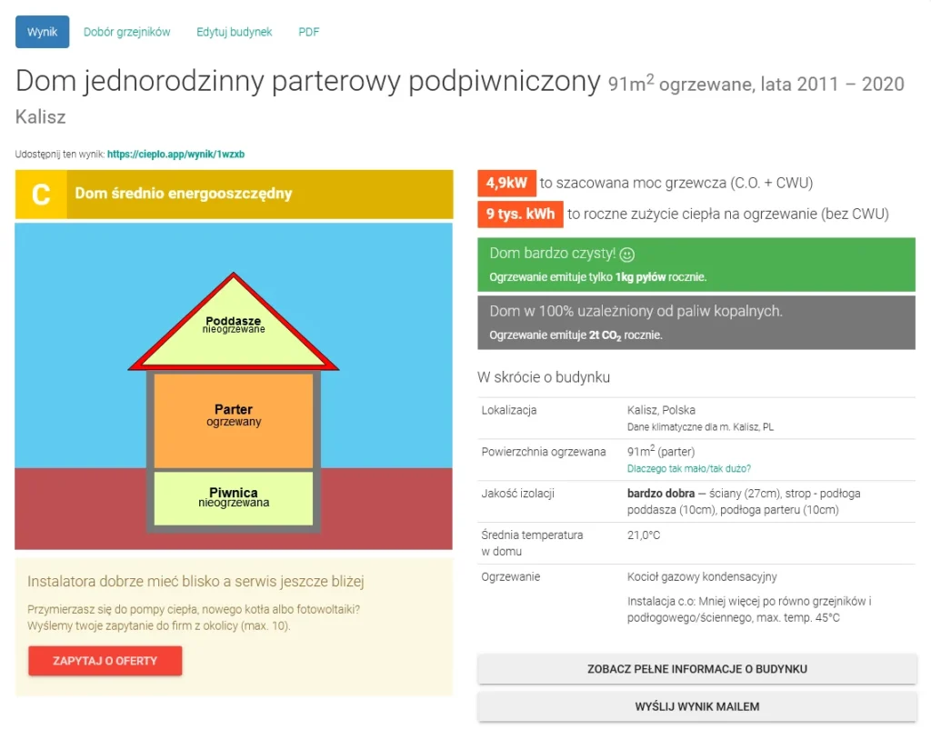Screen ze strony cieplo.app przedstawiający końcowy wynik obliczeń kalkulatora.